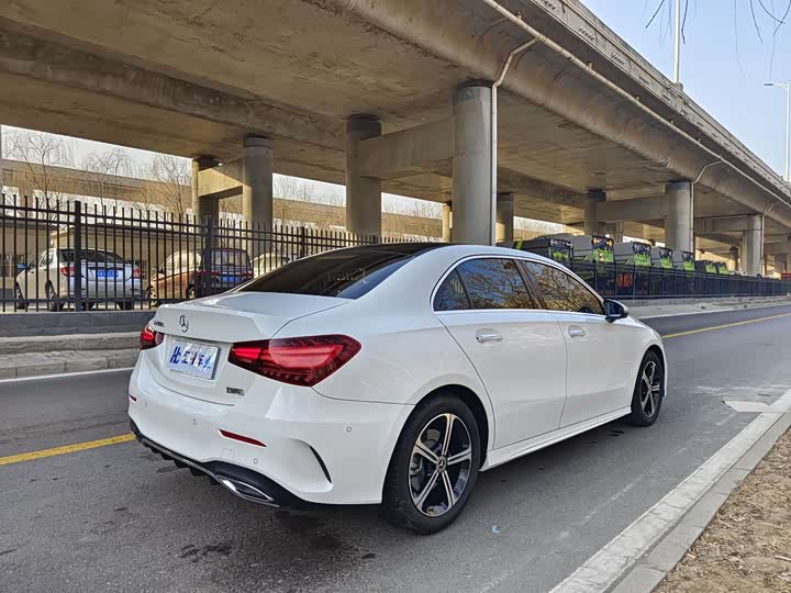 Фото 7 - Mercedes-Benz A-Class