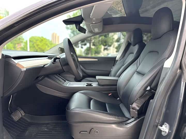 Фото 5 - Tesla Model Y