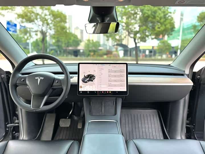 Фото 7 - Tesla Model Y
