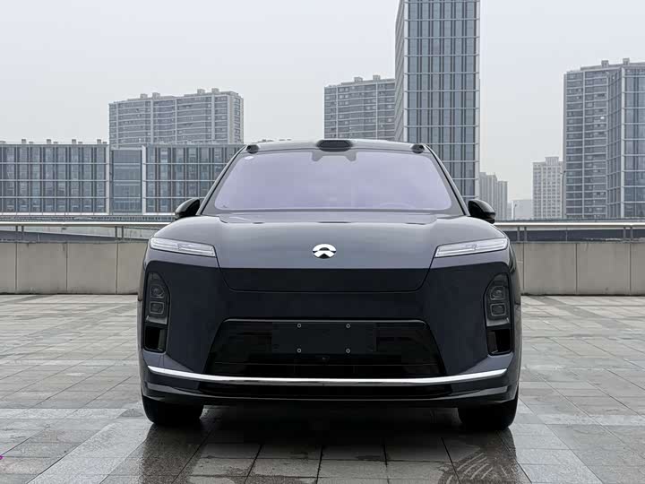 Фото 2 - Nio ES8