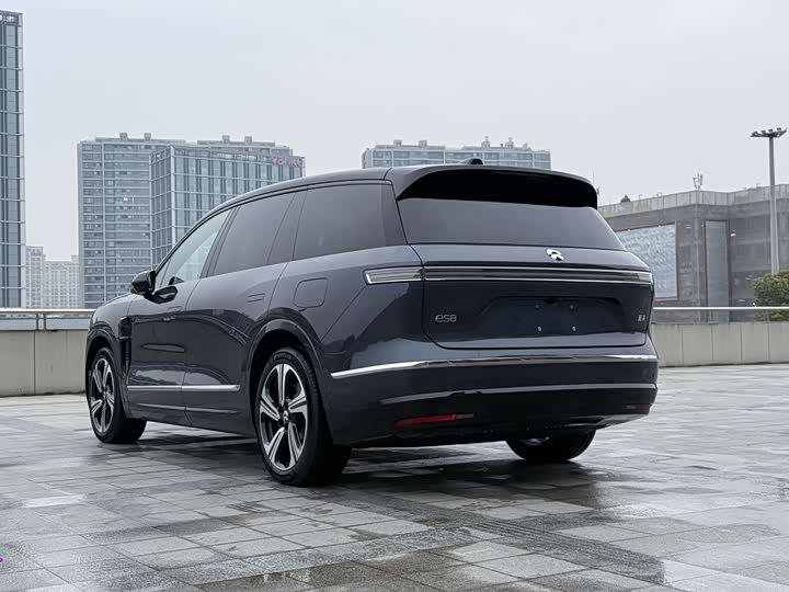 Фото 7 - Nio ES8