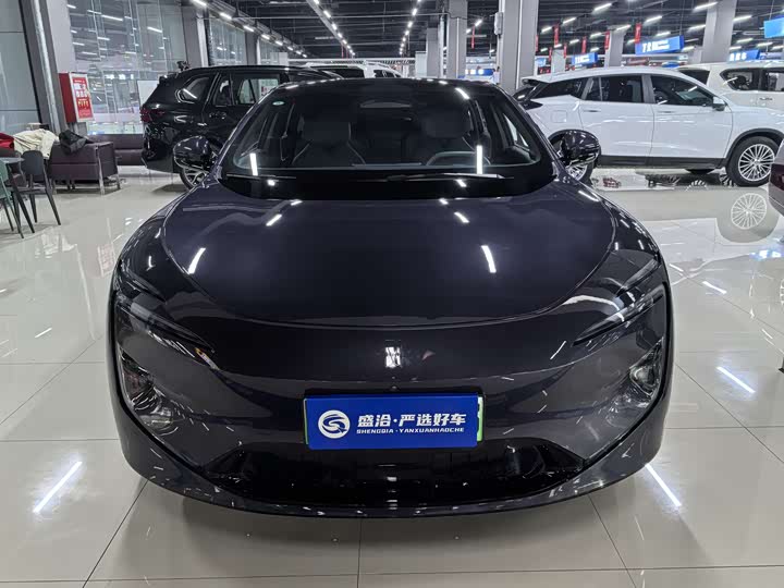 Фото 2 - Avatr 12