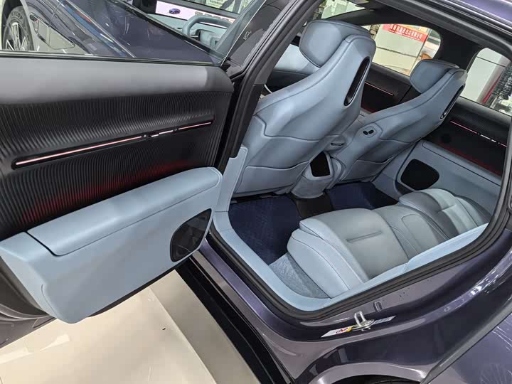 Фото 9 - Avatr 12