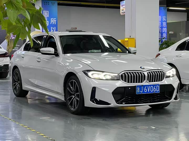 Фото 3 - BMW 3 Series