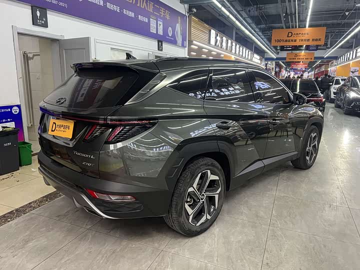 Фото 3 - Hyundai Tucson L