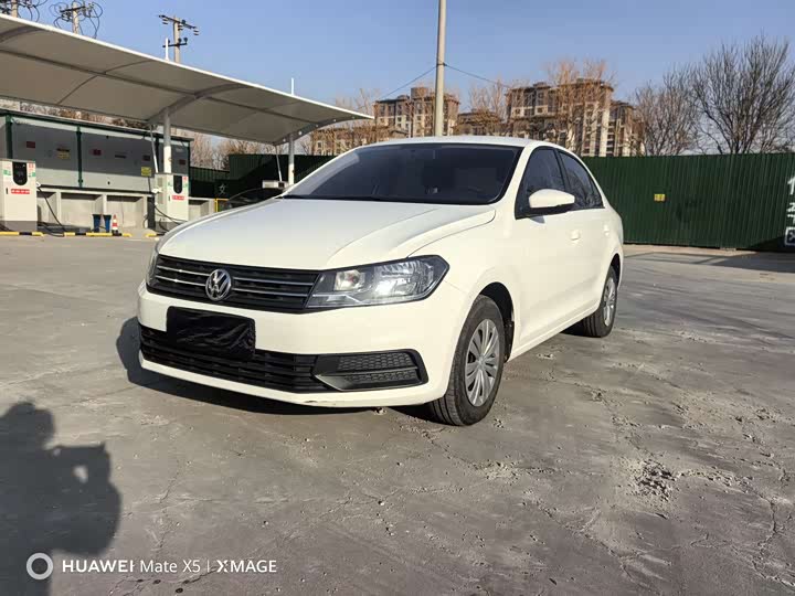 Фото 1 - Volkswagen Santana