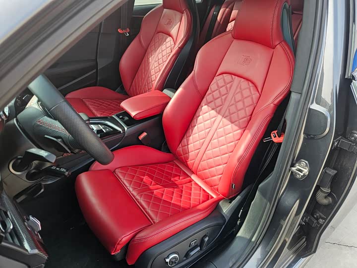 Фото 9 - Audi S4