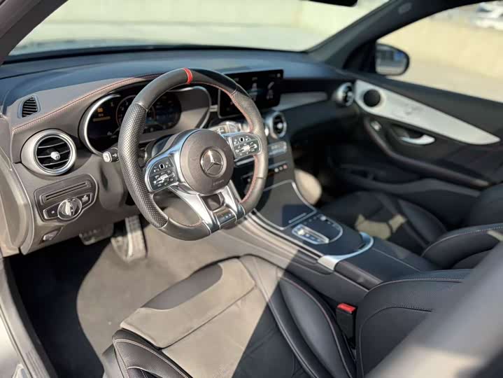 Photo 4 - Mercedes-Benz GLC-Class AMG