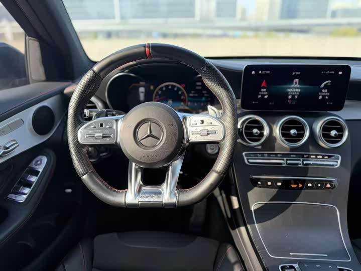 Photo 6 - Mercedes-Benz GLC-Class AMG