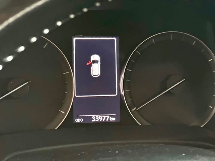 Фото 8 - Lexus RX