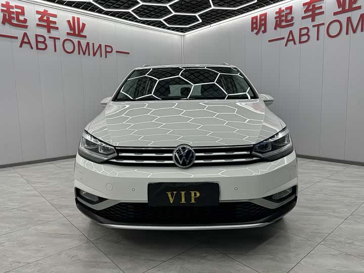 Фото 3 - Volkswagen Touran L