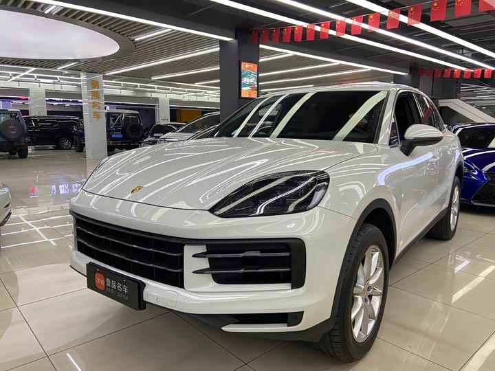 Фото 1 - Porsche Cayenne