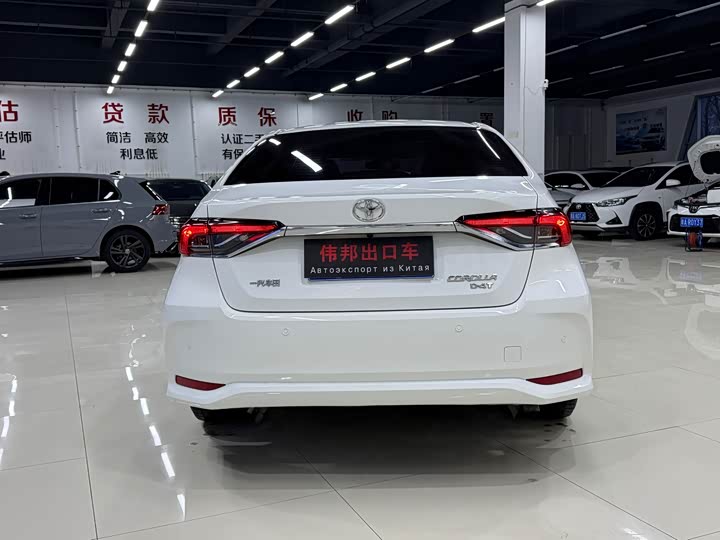 Фото 5 - Toyota Corolla