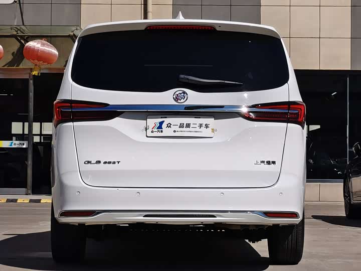 Фото 6 - Buick GL8 ES