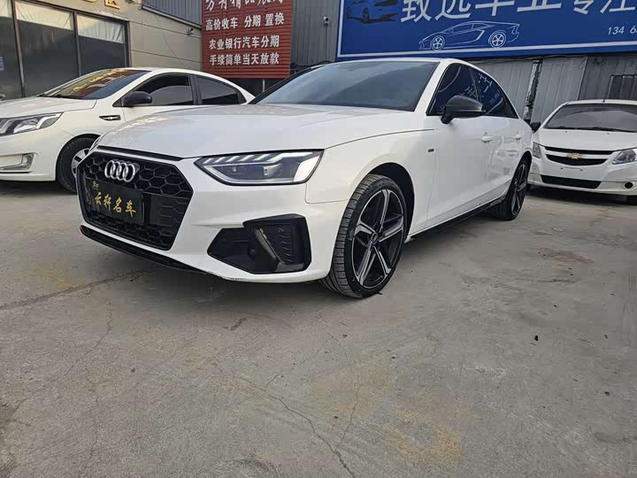 Фото 1 - Audi A4L