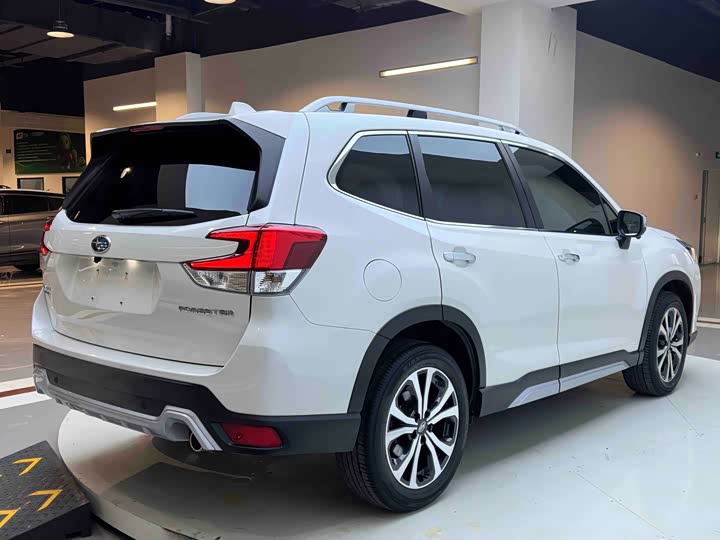 Фото 6 - Subaru Forester