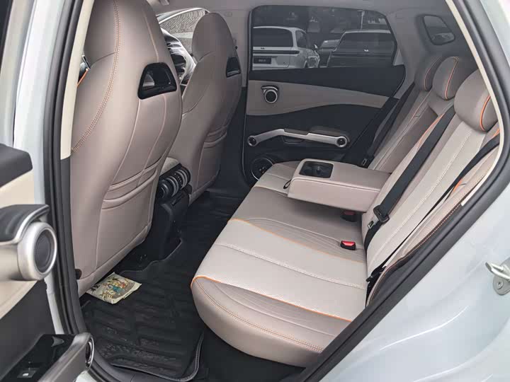 Фото 8 - BYD Yuan Plus