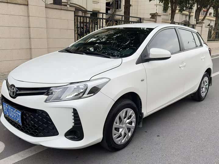 Фото 1 - Toyota Vios FS