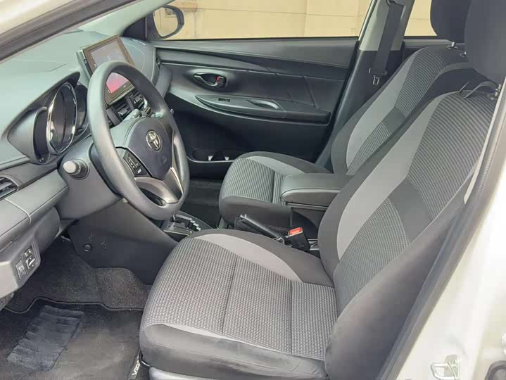 Фото 7 - Toyota Vios FS