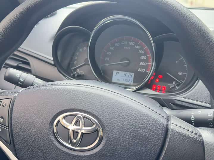 Фото 8 - Toyota Vios FS