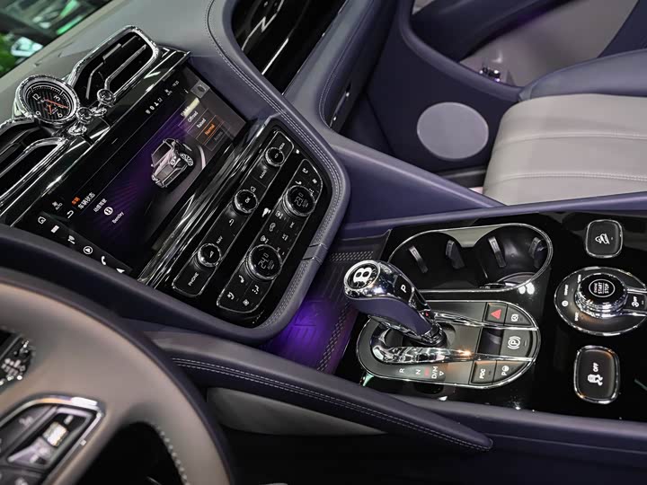 Фото 4 - Bentley Bentayga