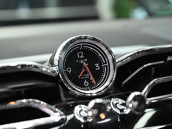 Фото 6 - Bentley Bentayga