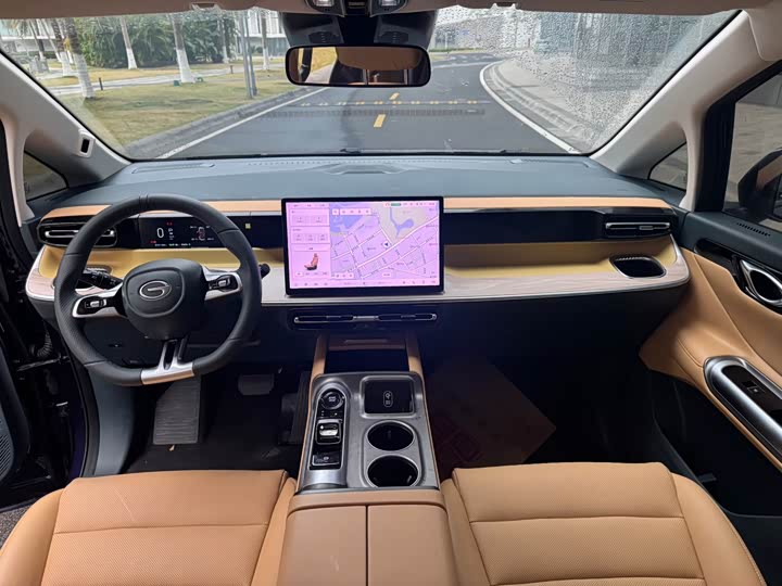 Фото 6 - GAC Trumpchi E8