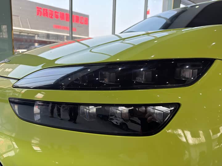 Фото 4 - Genesis GV60