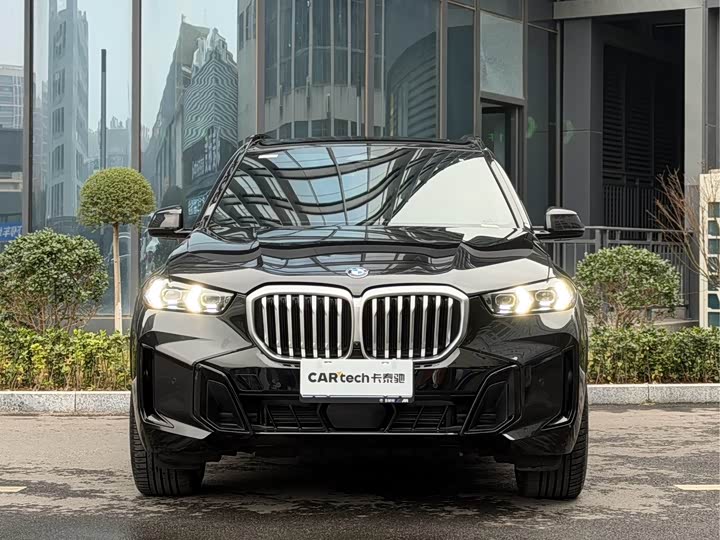 Фото 2 - BMW X5