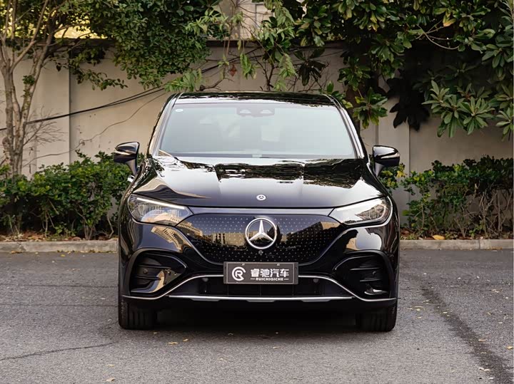 Фото 2 - Mercedes-Benz EQE SUV