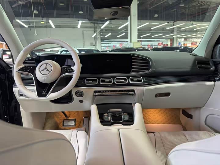 Фото 2 - Mercedes-Benz GLS-Class