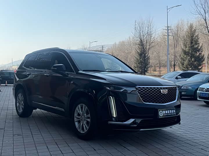 Фото 3 - Cadillac XT6