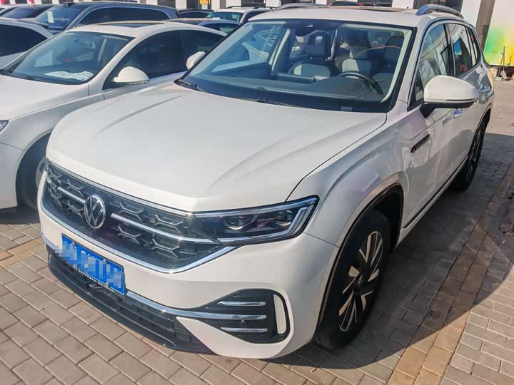 Photo 1 - Volkswagen Tayron