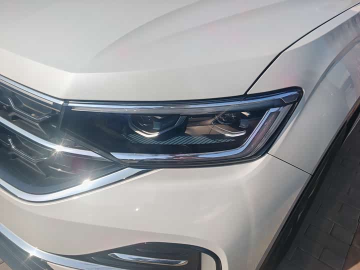 Photo 5 - Volkswagen Tayron