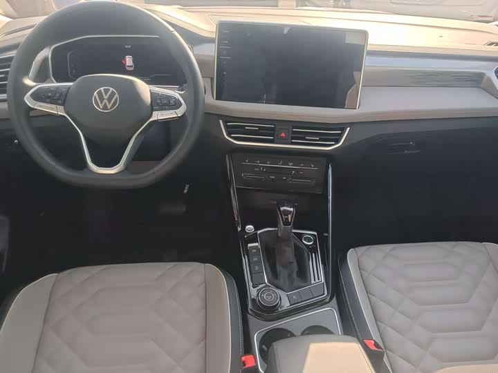 Photo 9 - Volkswagen Tayron