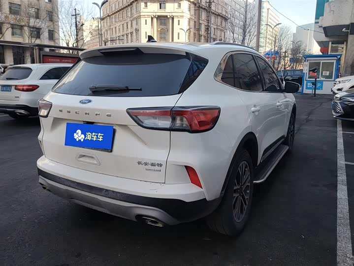 Фото 3 - Ford Escape