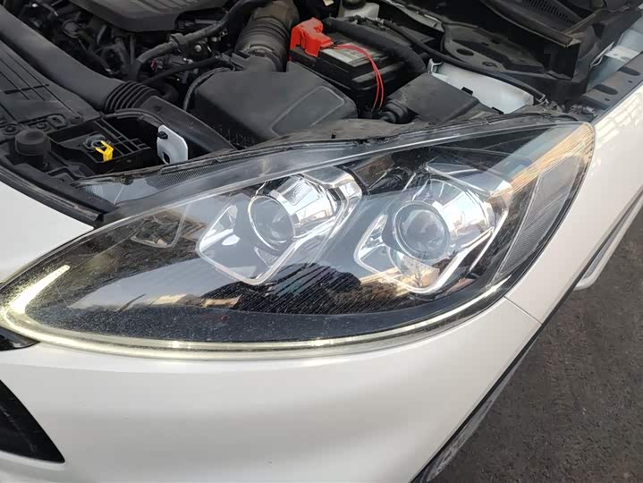 Фото 5 - Ford Escape