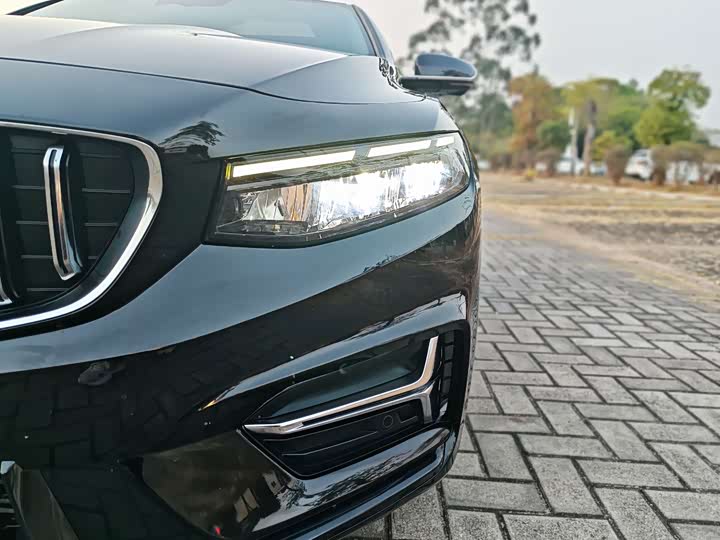 Photo 9 - Geely Preface