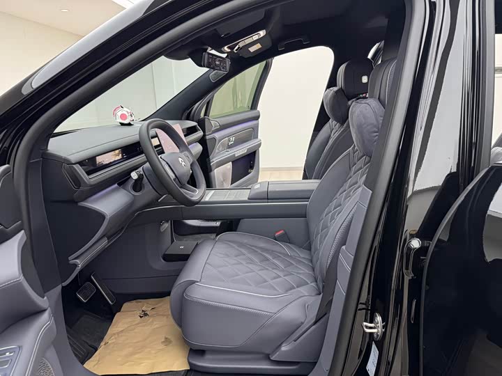 Фото 8 - Nio ES8