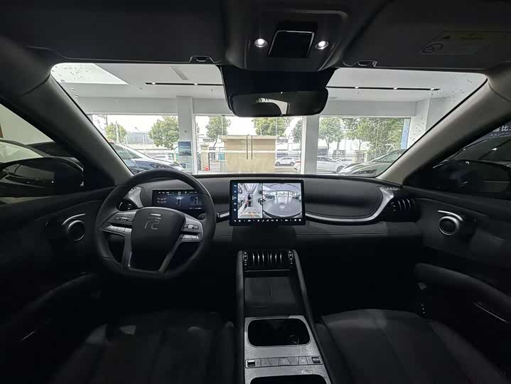 Фото 8 - BYD Yuan Plus