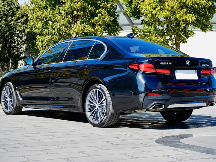 Фото 7 - BMW 5 Series