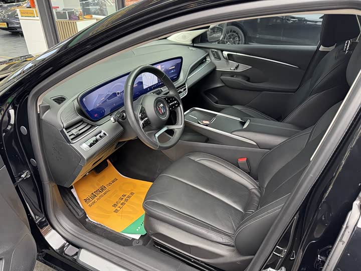 Фото 8 - Buick LaCrosse