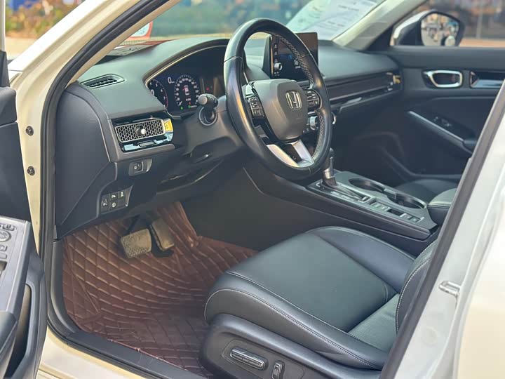 Фото 6 - Honda Civic