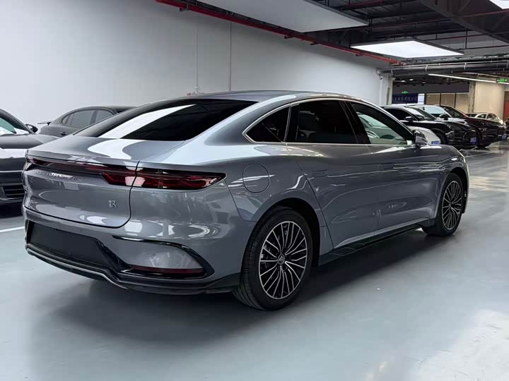 Фото 7 - BYD Han