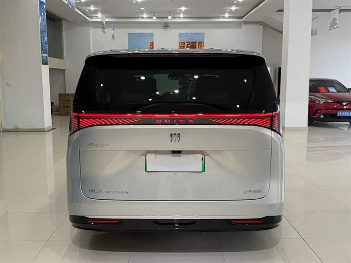 Фото 4 - Buick OMPV