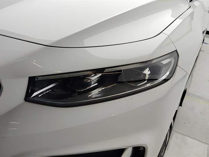 Photo 5 - Geely Preface