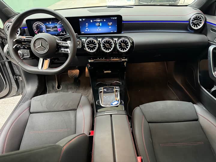 Фото 6 - Mercedes-Benz A-Class