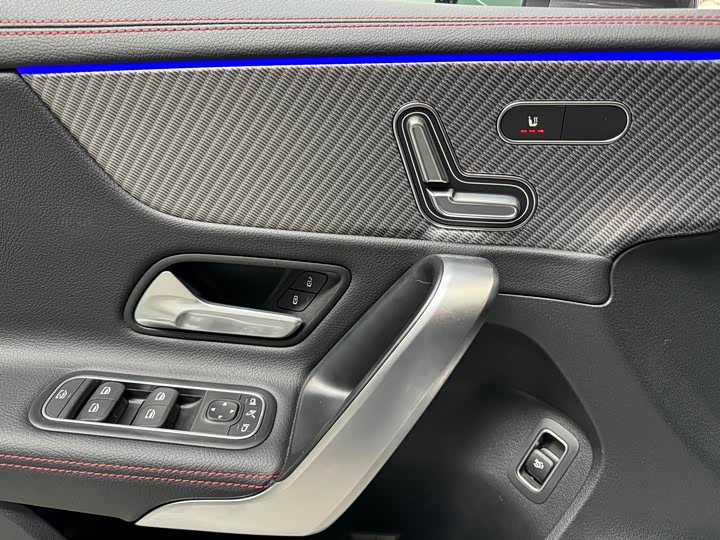 Фото 7 - Mercedes-Benz A-Class