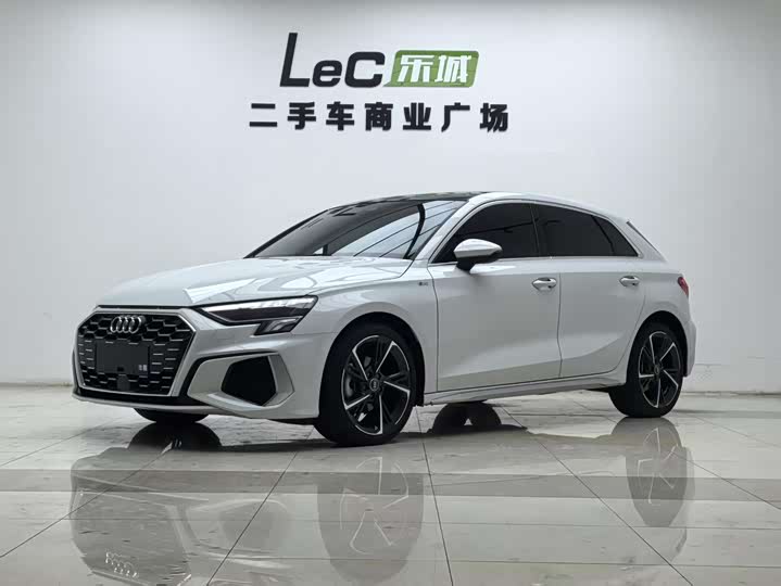 Фото 1 - Audi A3