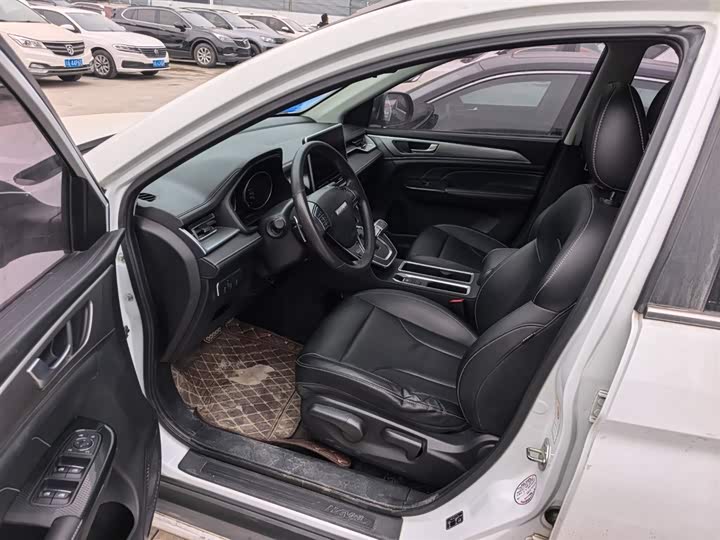 Фото 8 - Haval M6